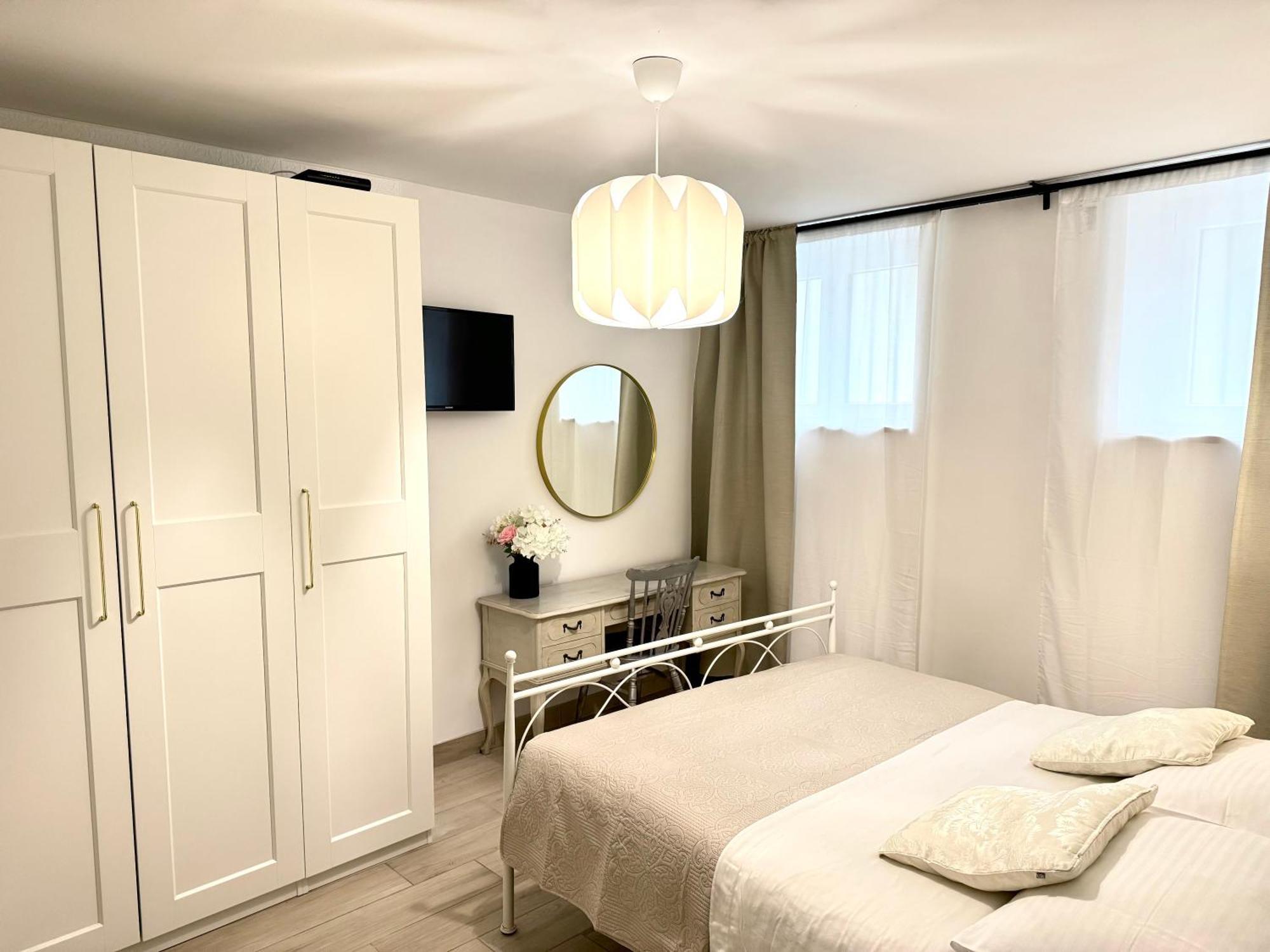 Charming Apartment In Split Center Екстериор снимка